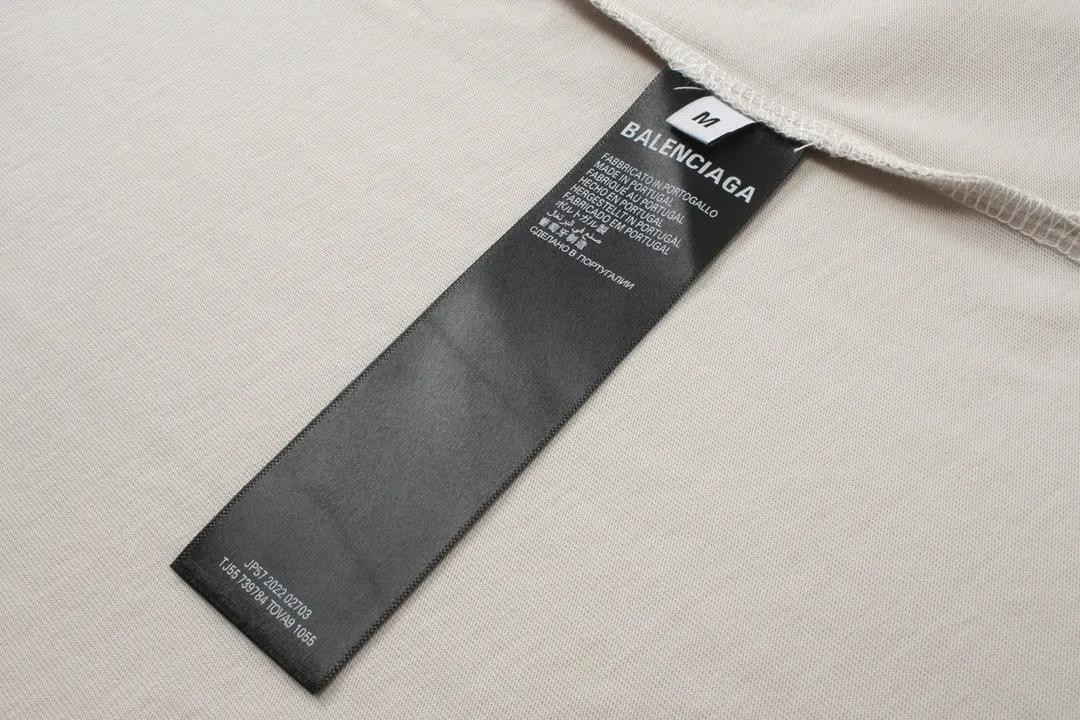 【 . Quality】BALENCI*GA/ .2024 T 2024New Arrival. Y ， ，Authentic ， 🌙 . 。 . Authentic ， ！ ZP 。 260 ， . ， ，。 。 ， ， 。 。 OS . Same Style ：BL 223361 : ， Size：XS L